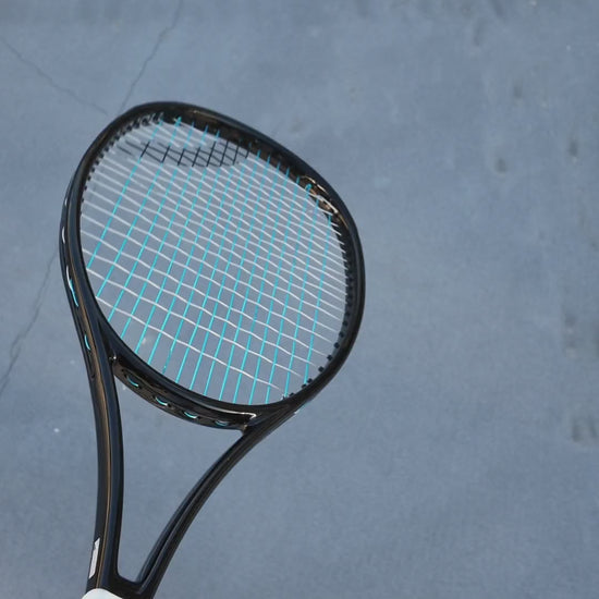 reString Zero x Sync hybrid set, shown on court