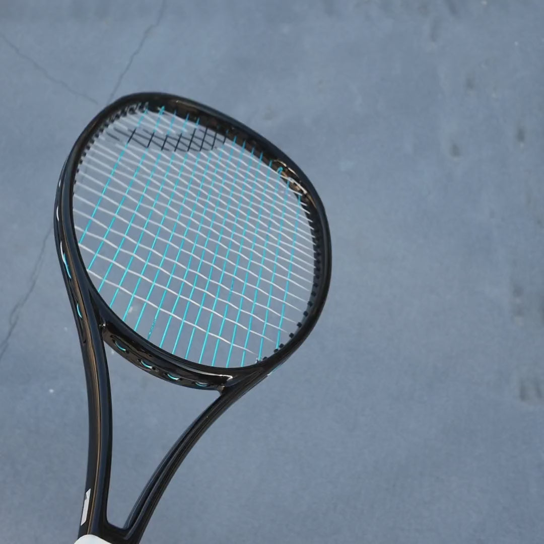 reString Zero x Sync hybrid set, shown on court